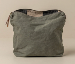 Journey Makeup Canvas Bag | Olive