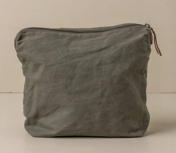 Journey Makeup Canvas Bag | Olive