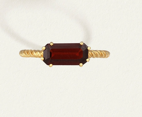 Ember Ring - 18k Gold Vermeil and Garnet | Temple Of The Sun