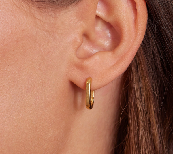 Textured Paperclip 18k Gold Vermeil Huggie Earrings| Toni May