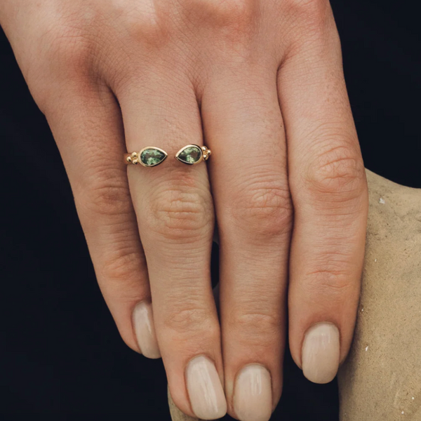 Sarra Ring - 18k Gold Vermeil and Peridot | Temple Of The Sun